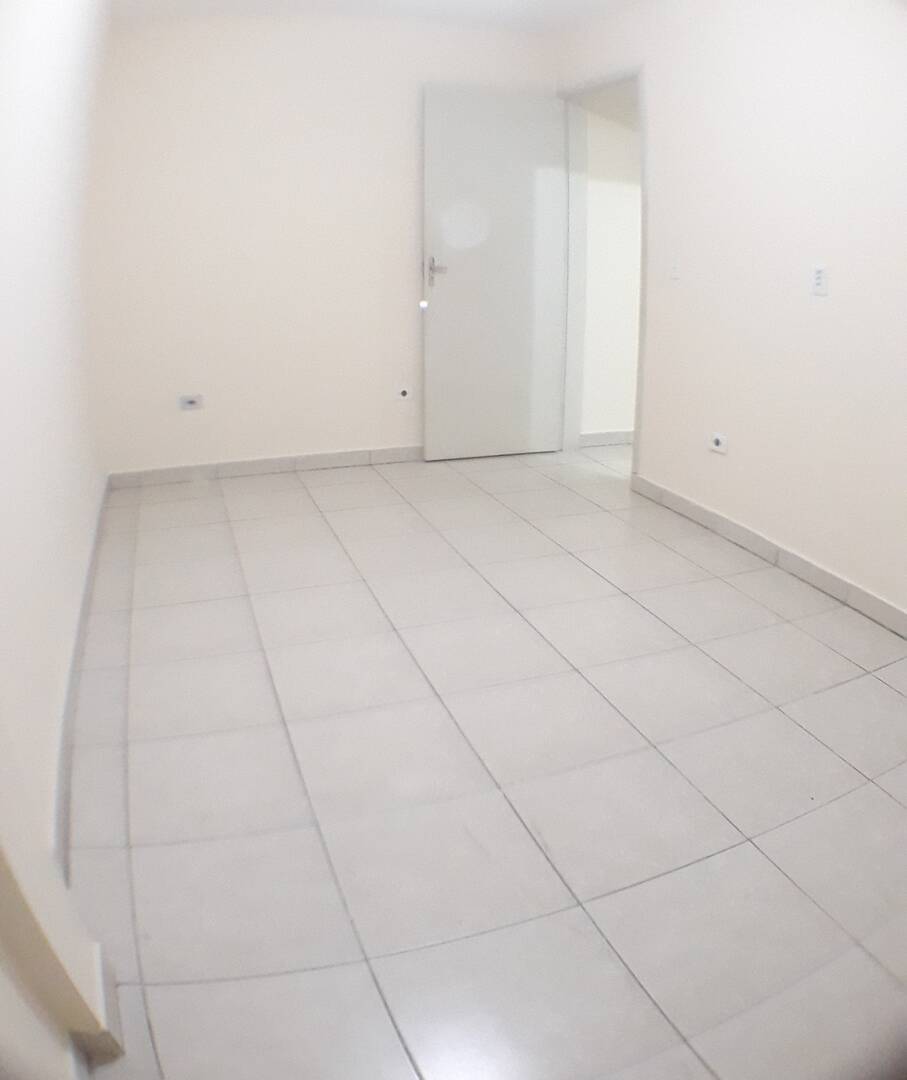 Casa para alugar com 2 quartos, 65m² - Foto 13