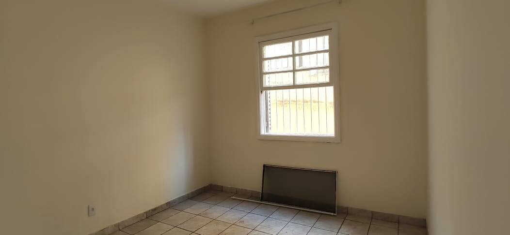 Apartamento para alugar com 2 quartos, 68m² - Foto 4