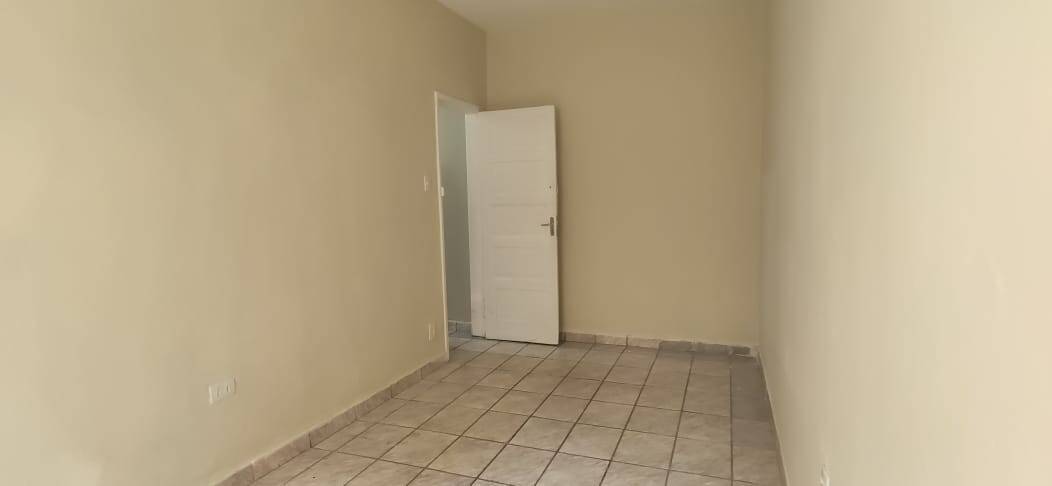 Apartamento para alugar com 2 quartos, 68m² - Foto 10