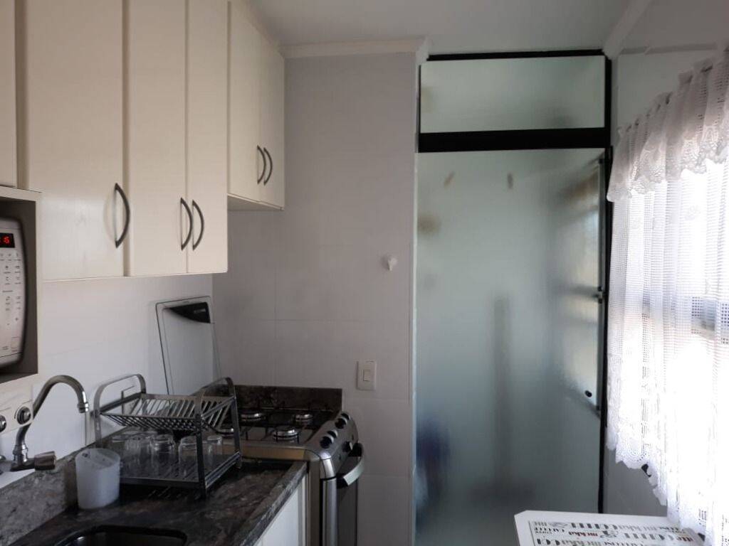 Apartamento à venda com 3 quartos, 69m² - Foto 4