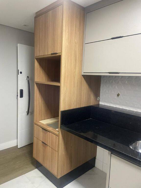 Apartamento à venda com 2 quartos, 78m² - Foto 32