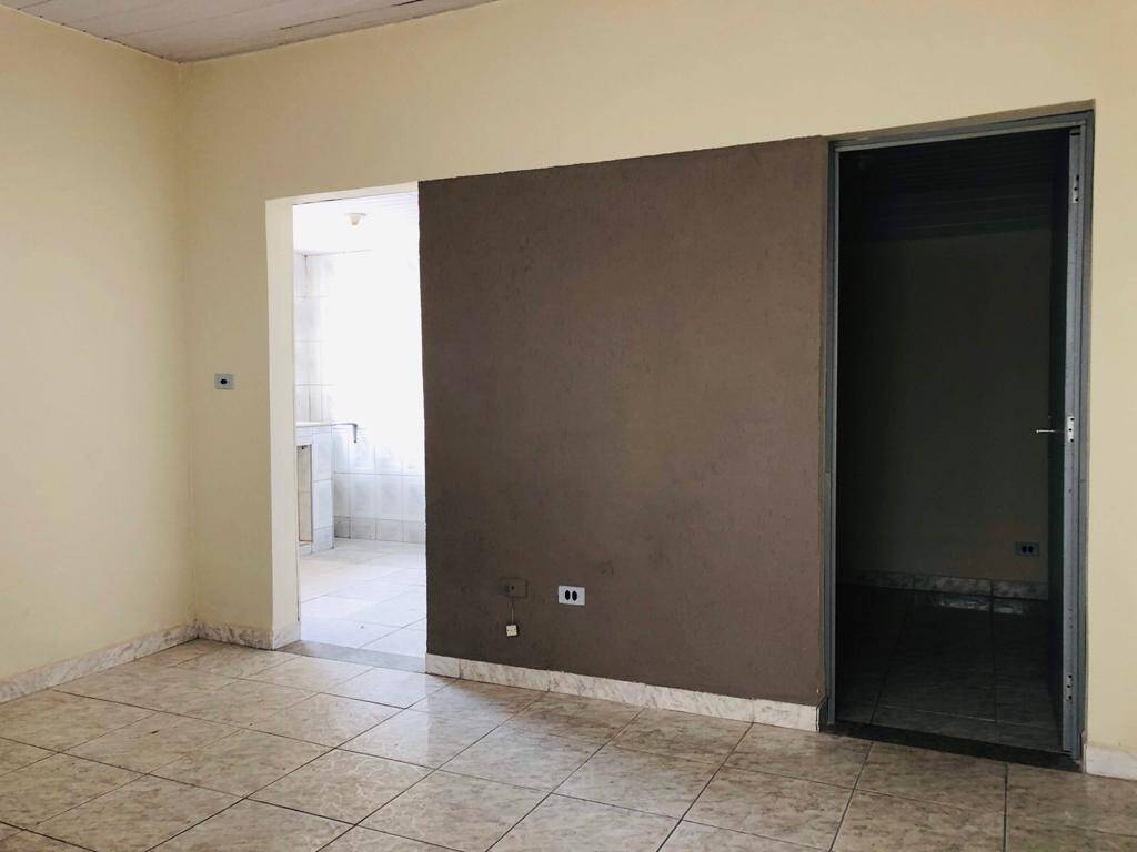 Casa para alugar com 2 quartos, 62m² - Foto 6