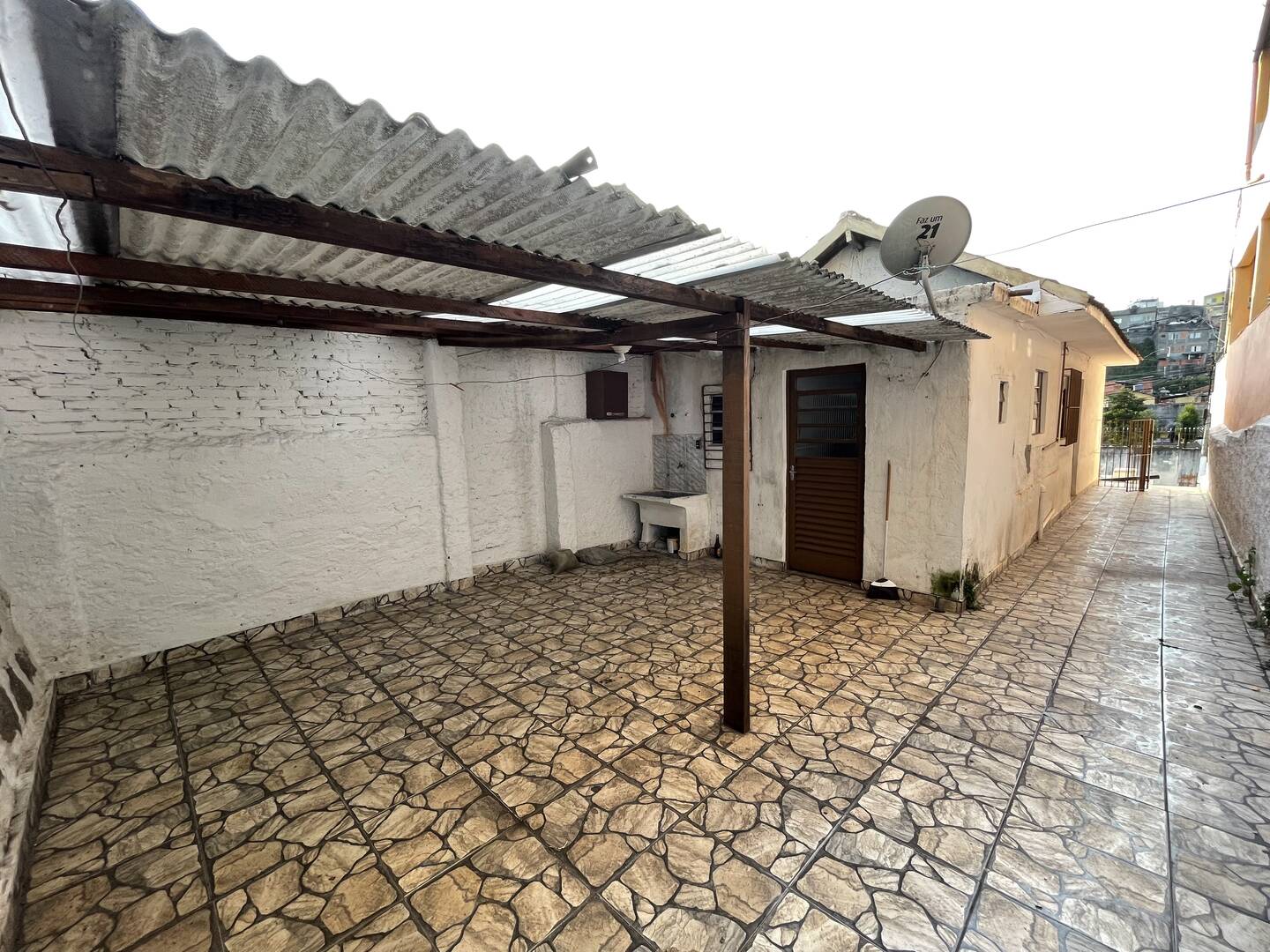 Casa à venda com 1 quarto, 60m² - Foto 4