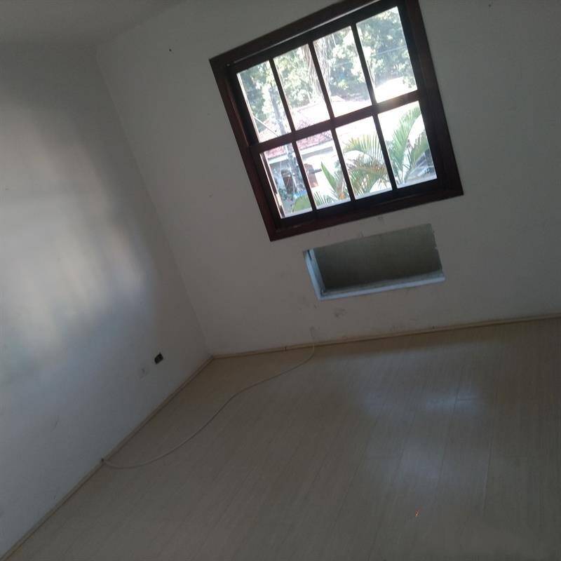 Casa para alugar com 3 quartos, 120m² - Foto 5