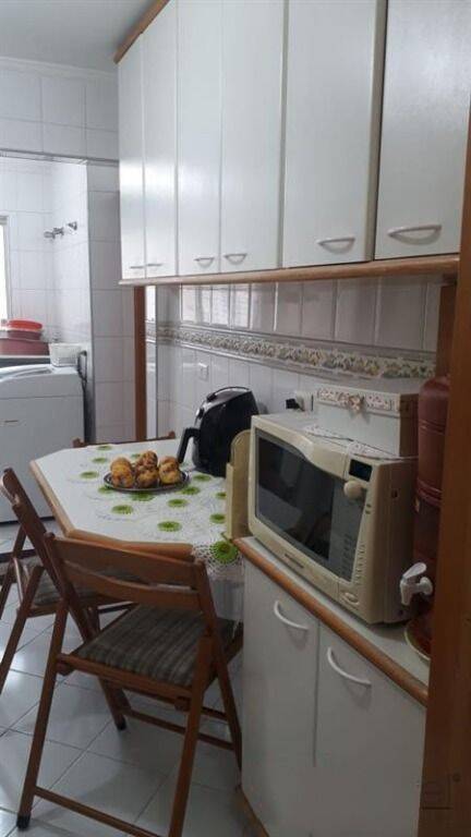 Apartamento para alugar com 3 quartos, 90m² - Foto 15