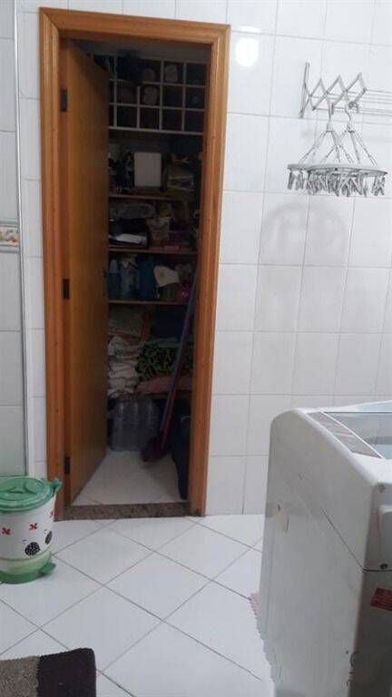 Apartamento para alugar com 3 quartos, 90m² - Foto 17