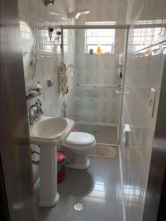 Casa à venda com 5 quartos, 230m² - Foto 8