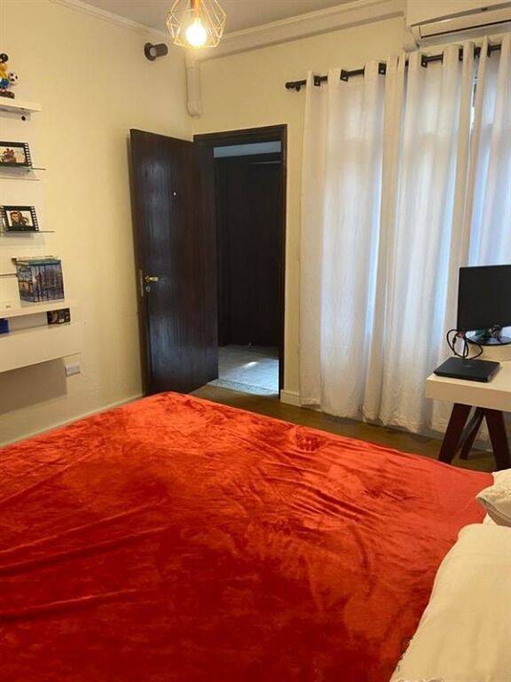 Casa à venda com 5 quartos, 230m² - Foto 18