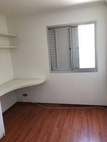 Apartamento para alugar com 3 quartos, 90m² - Foto 2