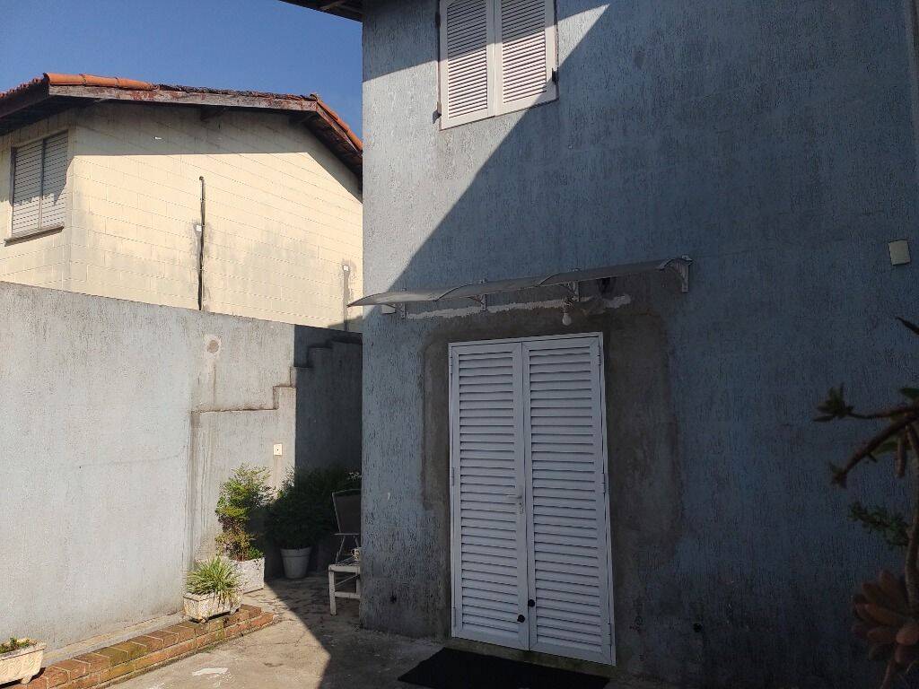 Sobrado à venda com 2 quartos, 250m² - Foto 3