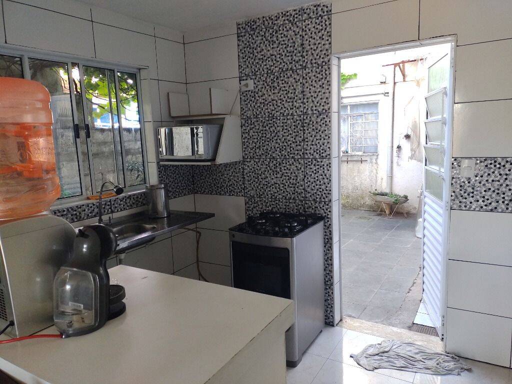 Sobrado à venda com 2 quartos, 250m² - Foto 17