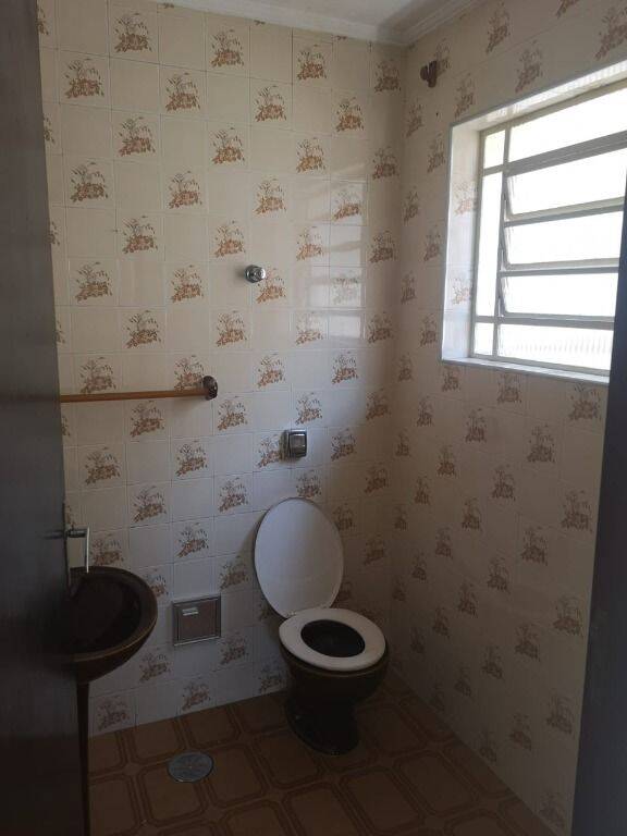 Sobrado à venda com 3 quartos, 270m² - Foto 4