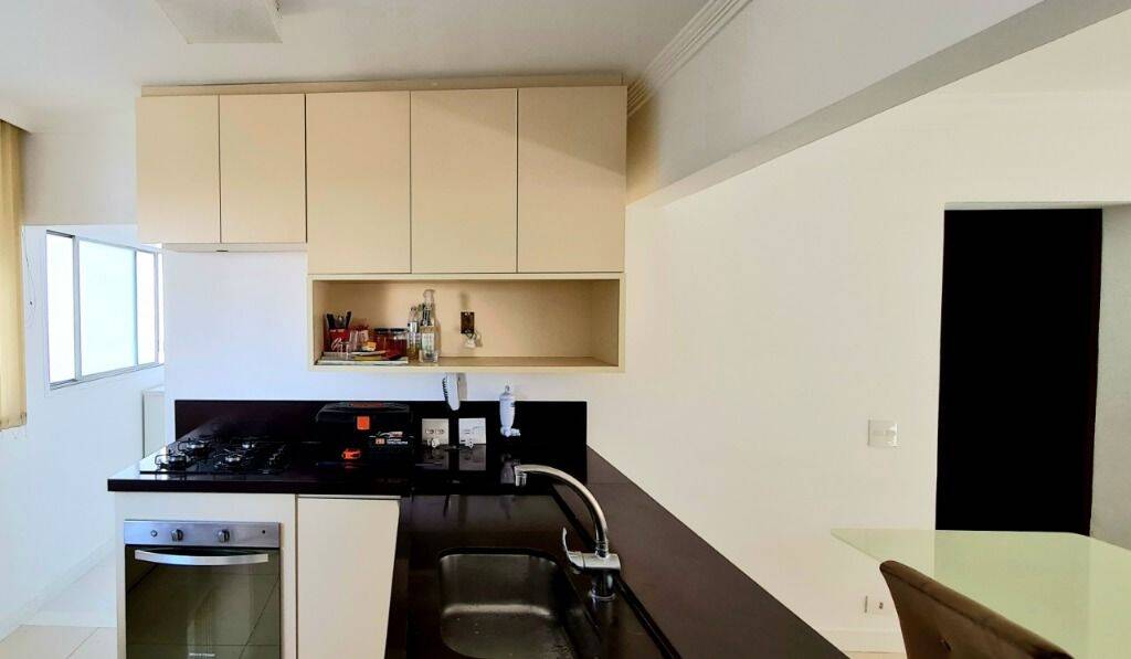 Apartamento à venda com 4 quartos, 180m² - Foto 21