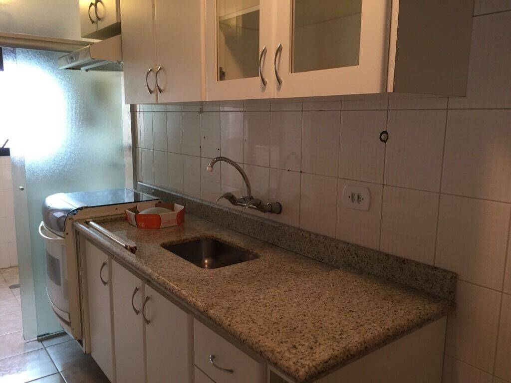 Apartamento para alugar com 2 quartos, 64m² - Foto 7