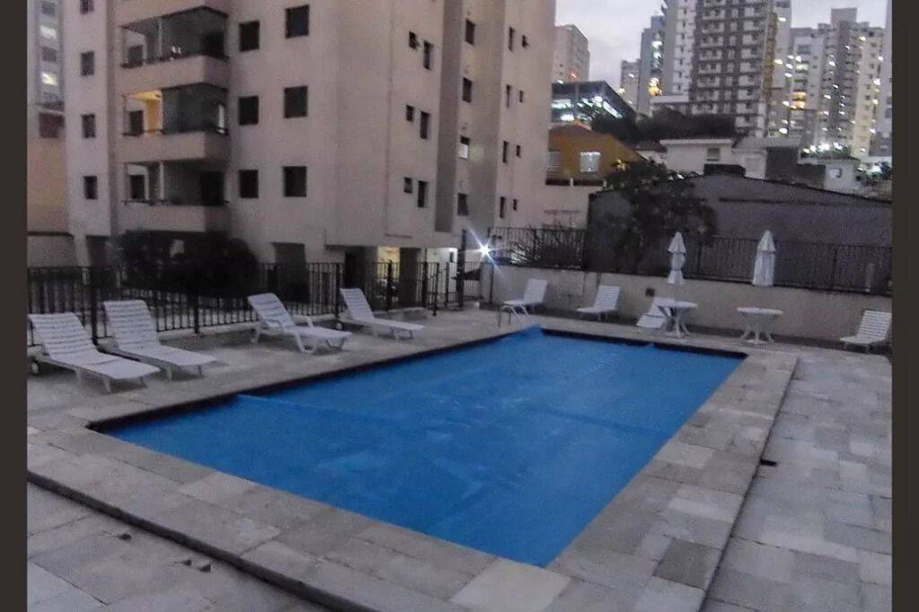 Apartamento para alugar com 2 quartos, 64m² - Foto 45