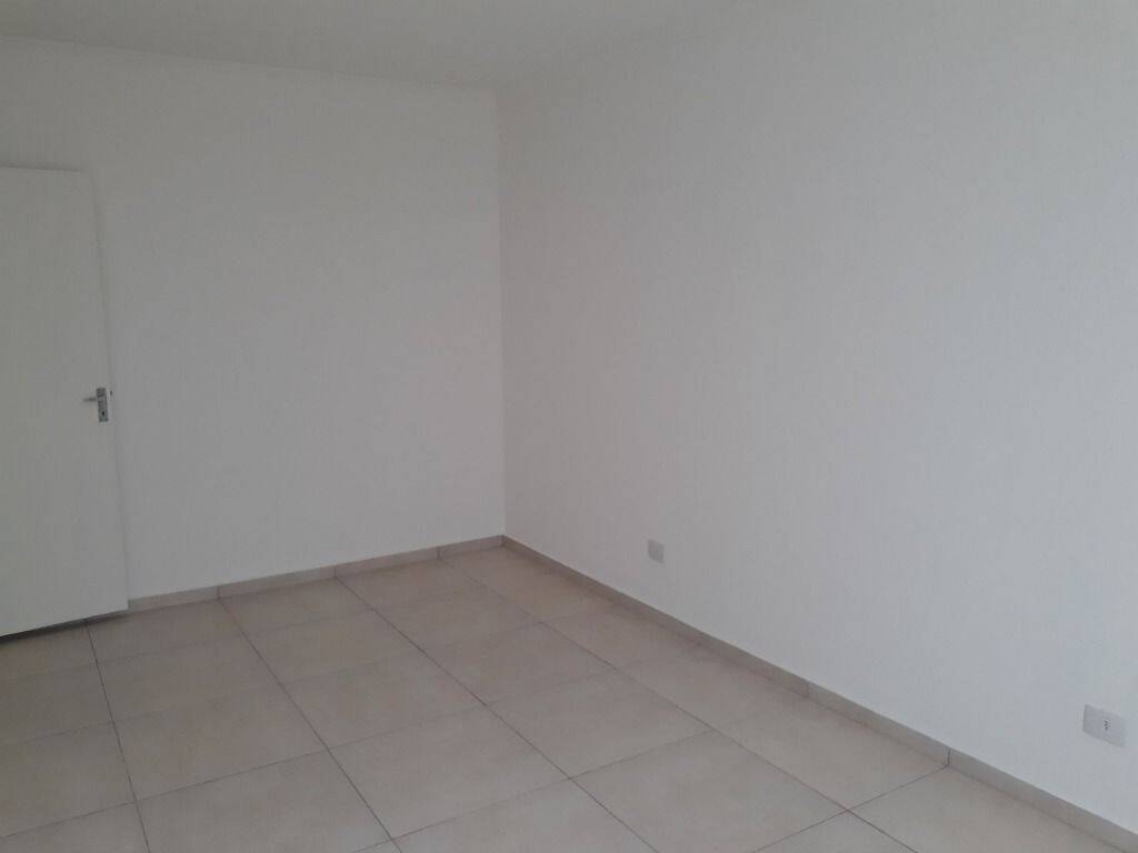 Apartamento para alugar com 2 quartos, 120m² - Foto 6