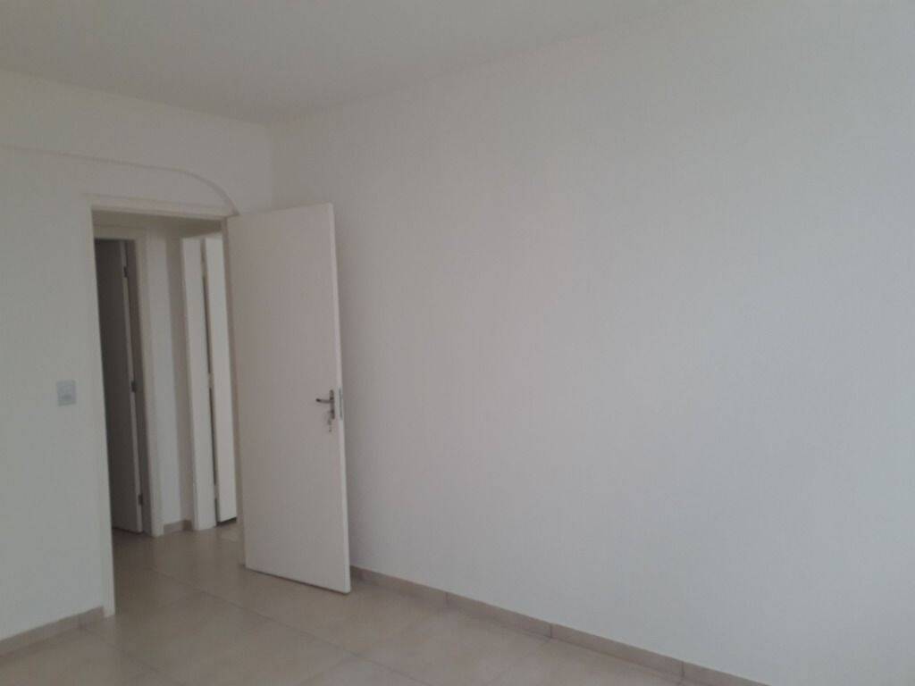 Apartamento para alugar com 2 quartos, 120m² - Foto 7