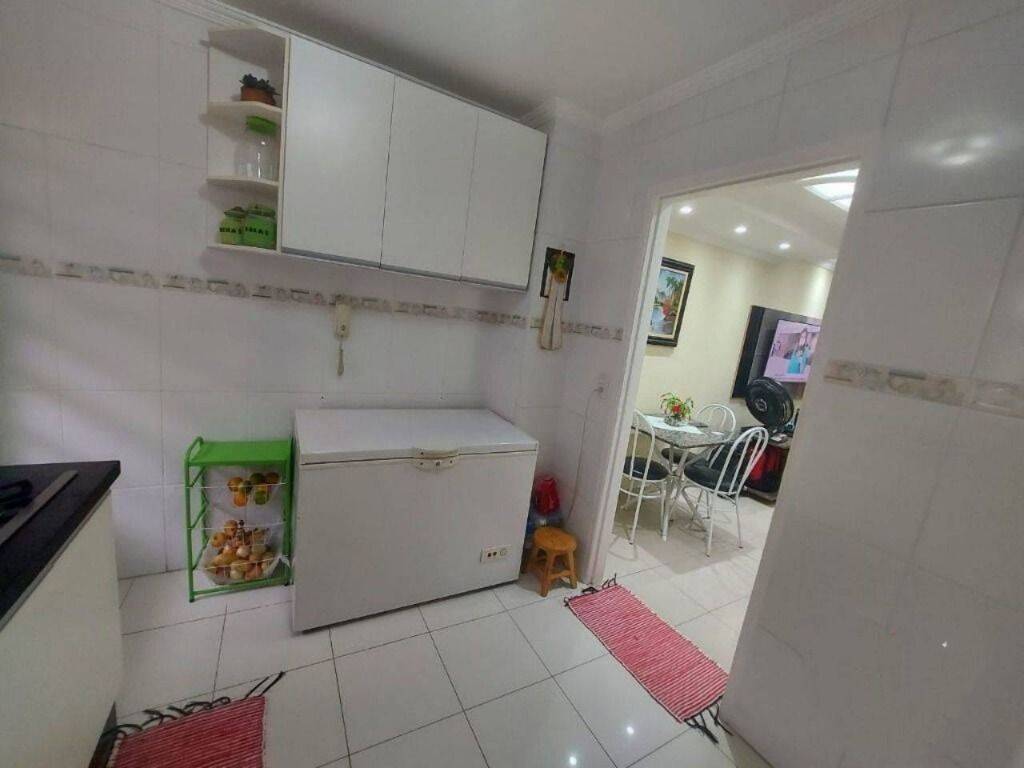 Sobrado à venda com 2 quartos, 74m² - Foto 2