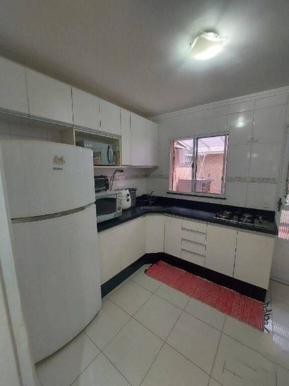 Sobrado à venda com 2 quartos, 74m² - Foto 1