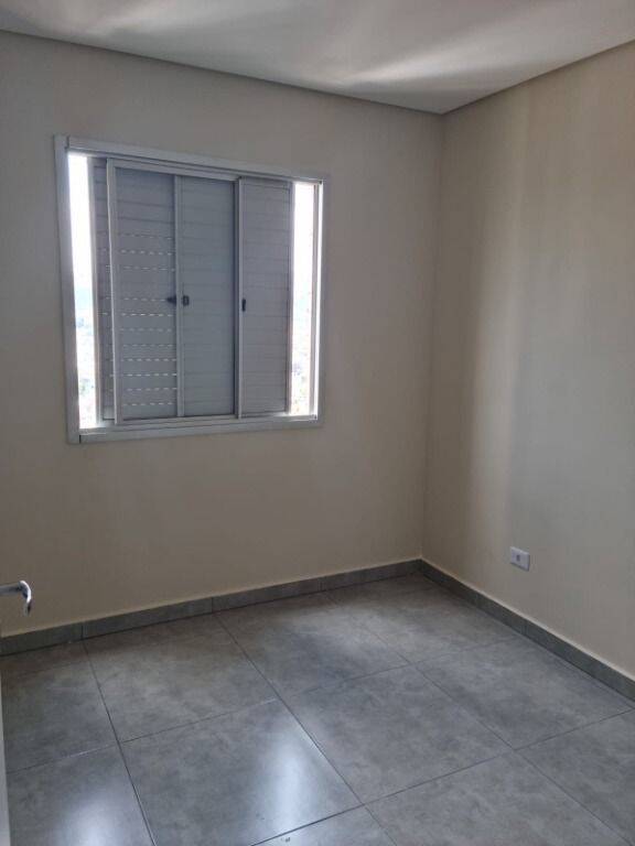 Apartamento à venda com 3 quartos, 61m² - Foto 4