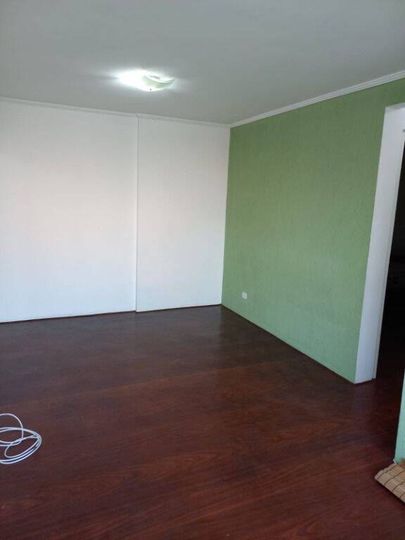 Apartamento à venda com 3 quartos, 70m² - Foto 4