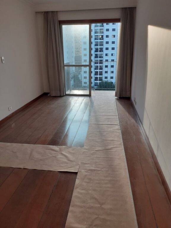 Apartamento para alugar com 2 quartos, 79m² - Foto 17