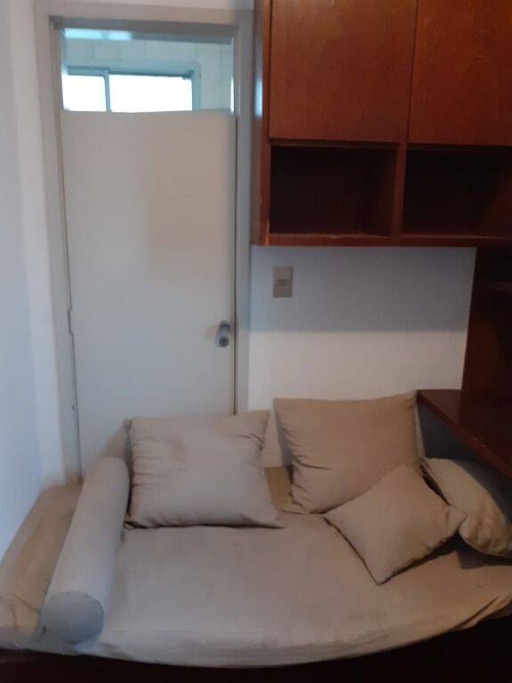 Apartamento para alugar com 2 quartos, 79m² - Foto 19