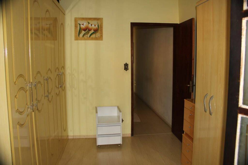 Casa à venda com 3 quartos, 240m² - Foto 11