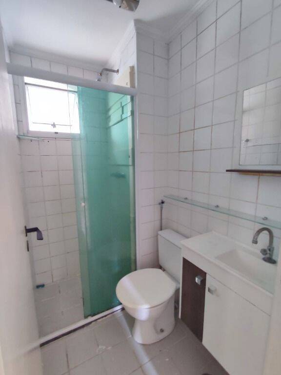 Apartamento à venda com 2 quartos, 70m² - Foto 4