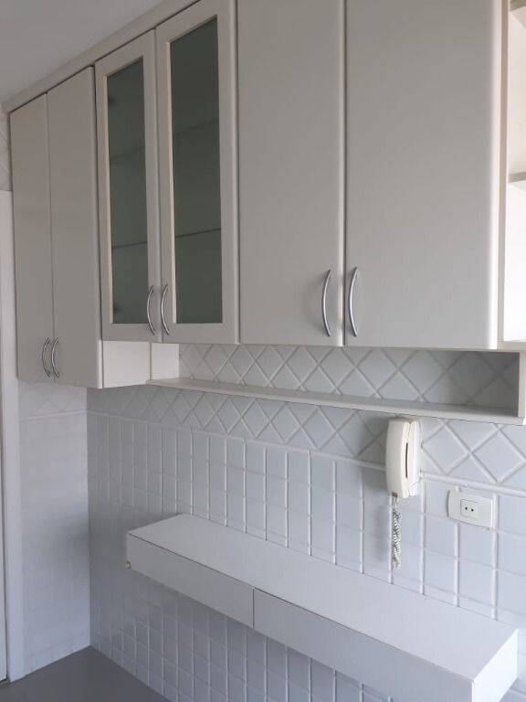 Apartamento à venda com 2 quartos, 70m² - Foto 17