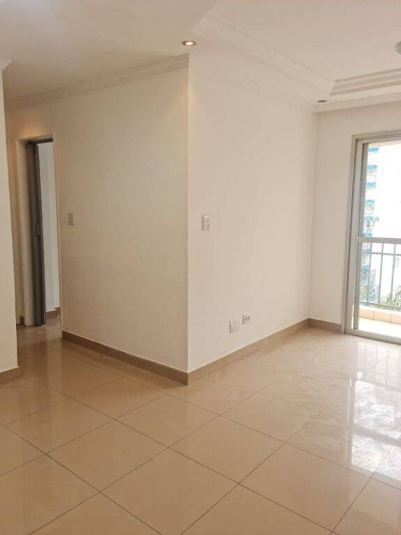 Apartamento para alugar com 2 quartos, 80m² - Foto 6