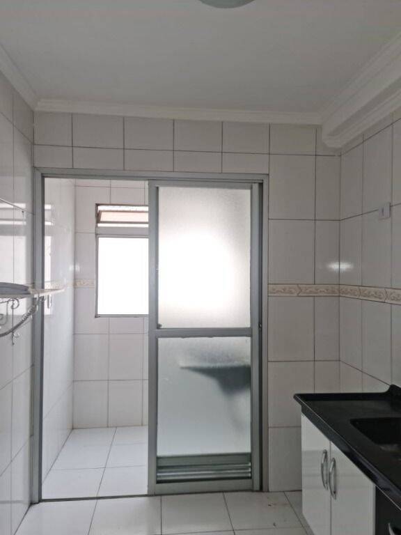 Apartamento para alugar com 2 quartos, 80m² - Foto 16