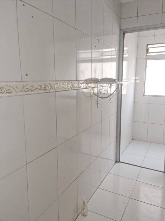 Apartamento para alugar com 2 quartos, 80m² - Foto 18