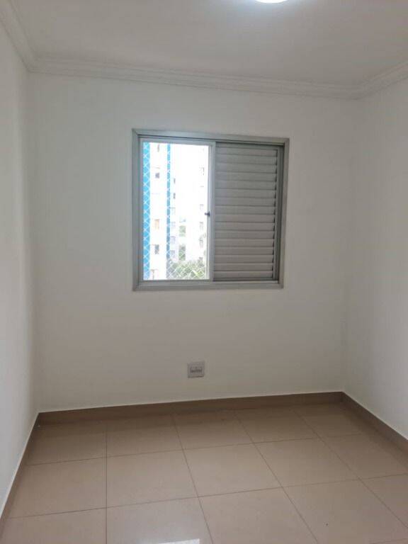 Apartamento para alugar com 2 quartos, 80m² - Foto 19