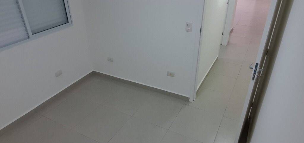 Casa para alugar com 3 quartos, 90m² - Foto 9