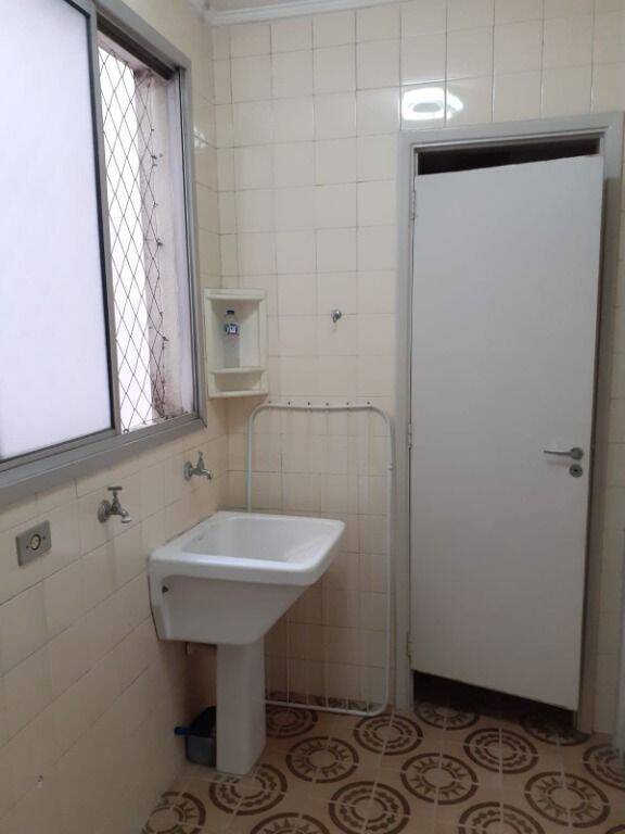 Apartamento para alugar com 2 quartos, 79m² - Foto 3