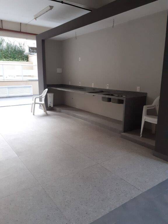 Apartamento para alugar com 2 quartos, 79m² - Foto 4