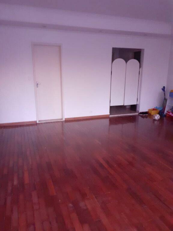 Apartamento para alugar com 2 quartos, 79m² - Foto 9