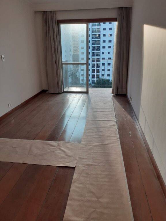 Apartamento para alugar com 2 quartos, 79m² - Foto 13