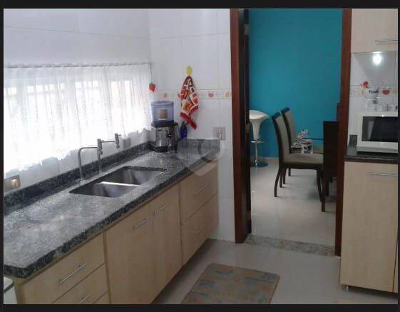 Casa à venda com 3 quartos, 280m² - Foto 8