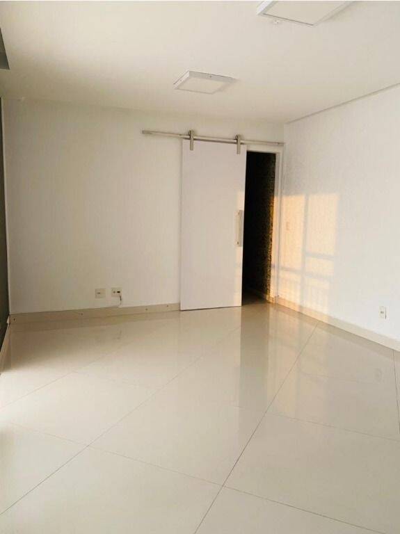 Apartamento à venda com 3 quartos, 110m² - Foto 17