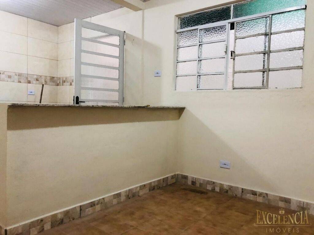 Casa à venda com 4 quartos, 288m² - Foto 2