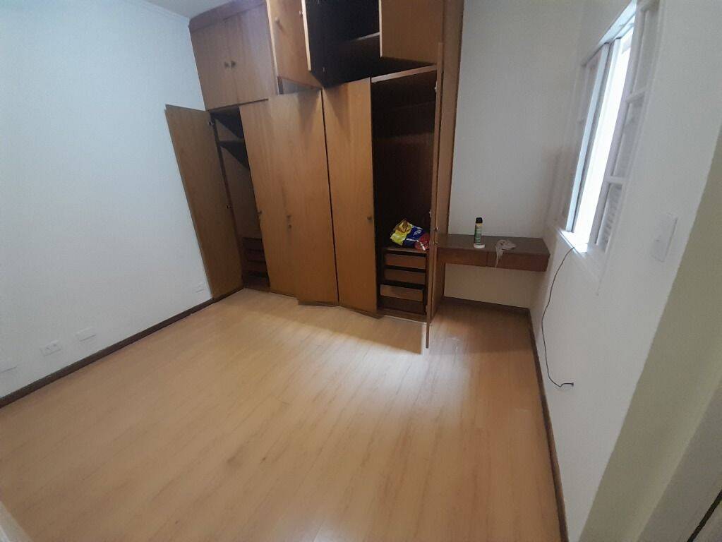 Casa para alugar com 3 quartos, 280m² - Foto 12