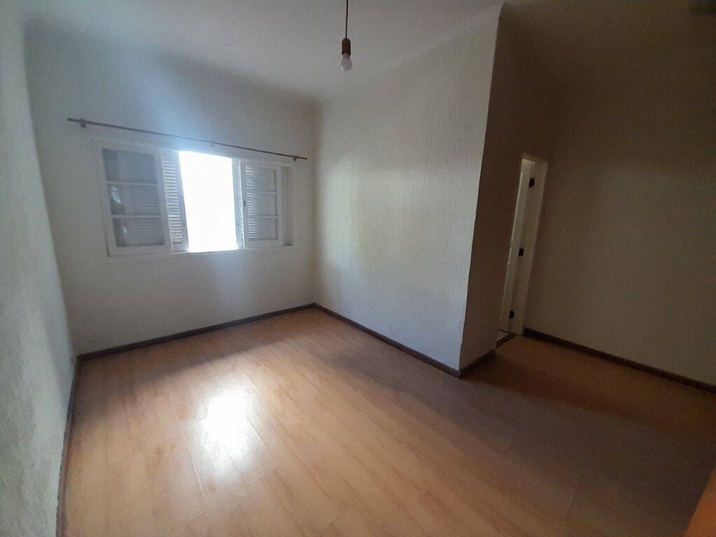 Casa para alugar com 3 quartos, 280m² - Foto 11