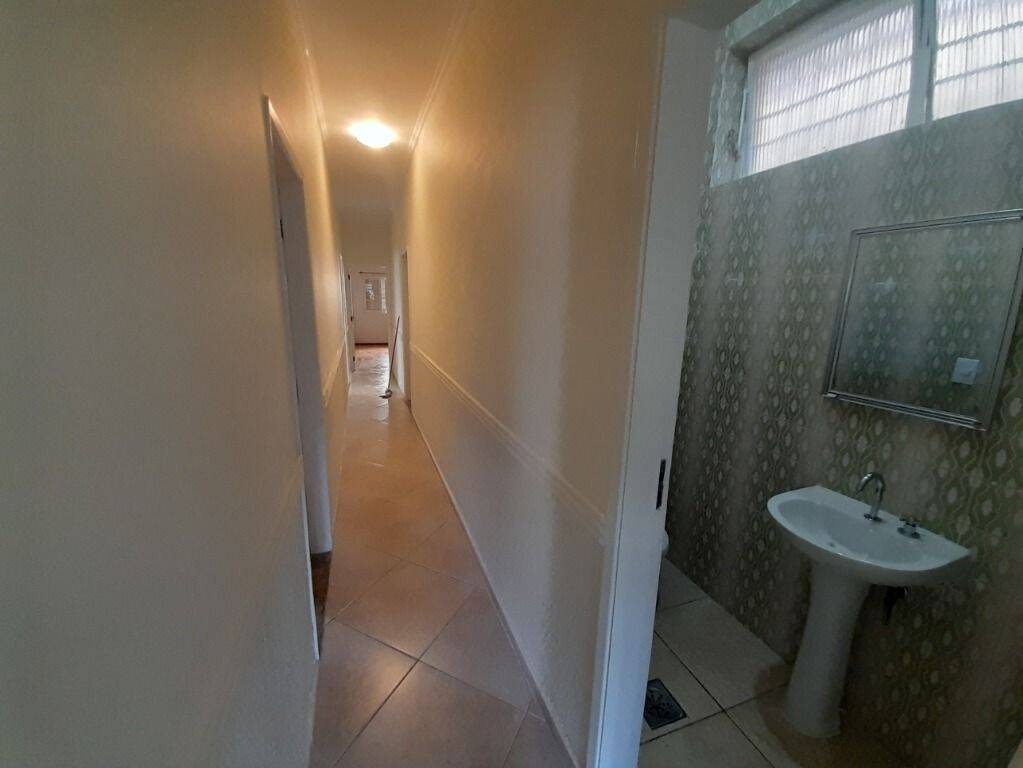 Casa para alugar com 3 quartos, 280m² - Foto 15