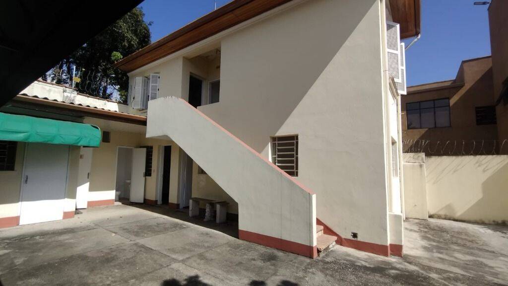 Casa à venda com 6 quartos, 420m² - Foto 4