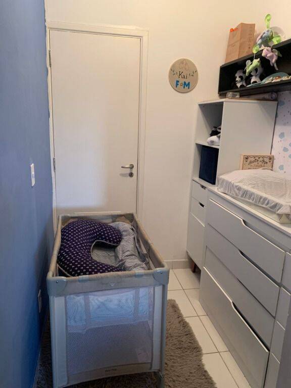 Apartamento à venda com 3 quartos, 200m² - Foto 2