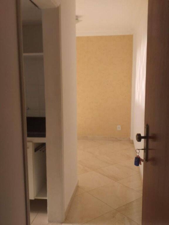 Apartamento à venda com 2 quartos, 62m² - Foto 3