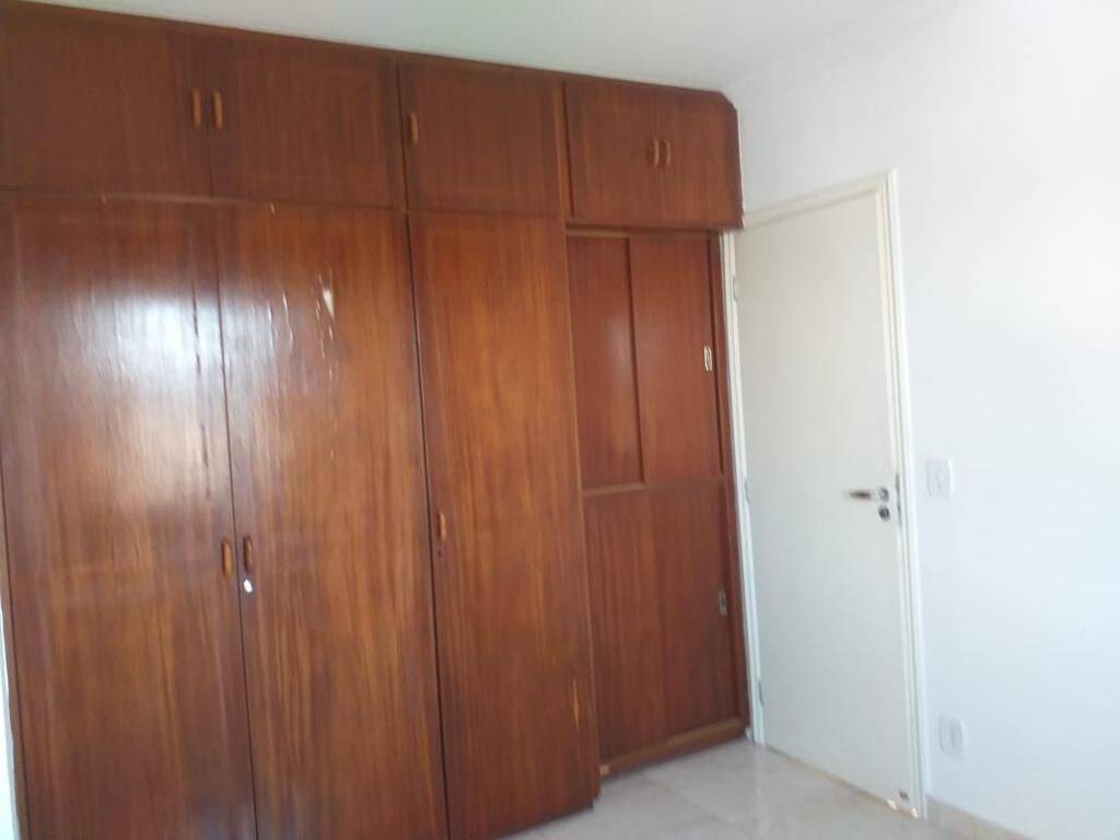 Apartamento à venda com 2 quartos, 62m² - Foto 13