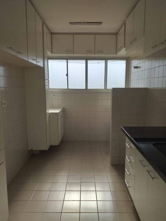 Apartamento à venda com 2 quartos, 62m² - Foto 1